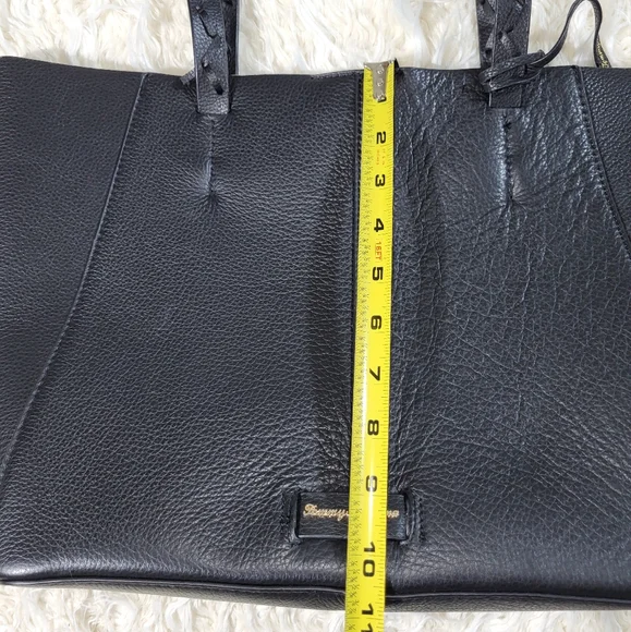 Tommy Bahama Genuine Leather Black Tote Bag - Picture 15 of 16